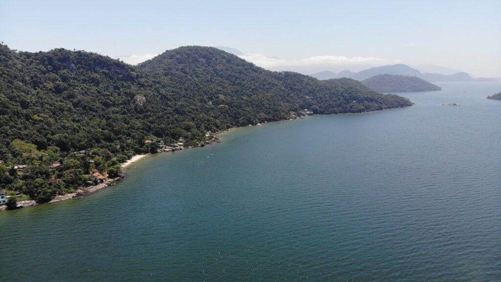 Praia da Várzea, Ilha de Jaguanum, Mangaratiba — foto 003