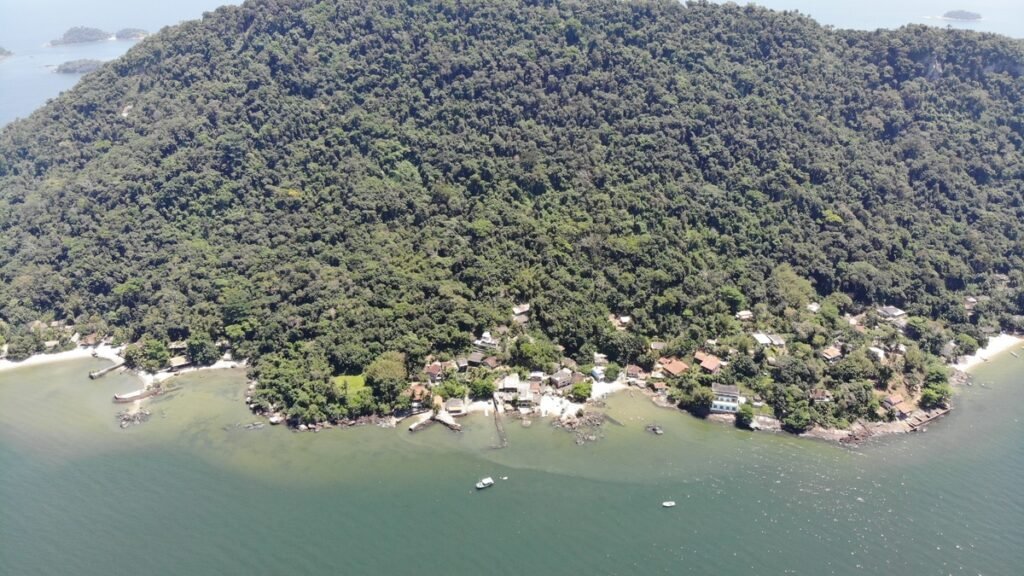 Praia da Várzea, Ilha de Jaguanum, Mangaratiba — foto 005