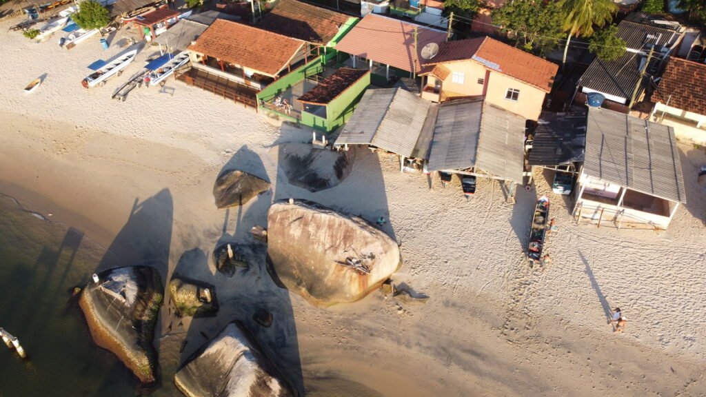 Praia de Calhaus, Ilha de Jaguanum, Mangaratiba — foto 004