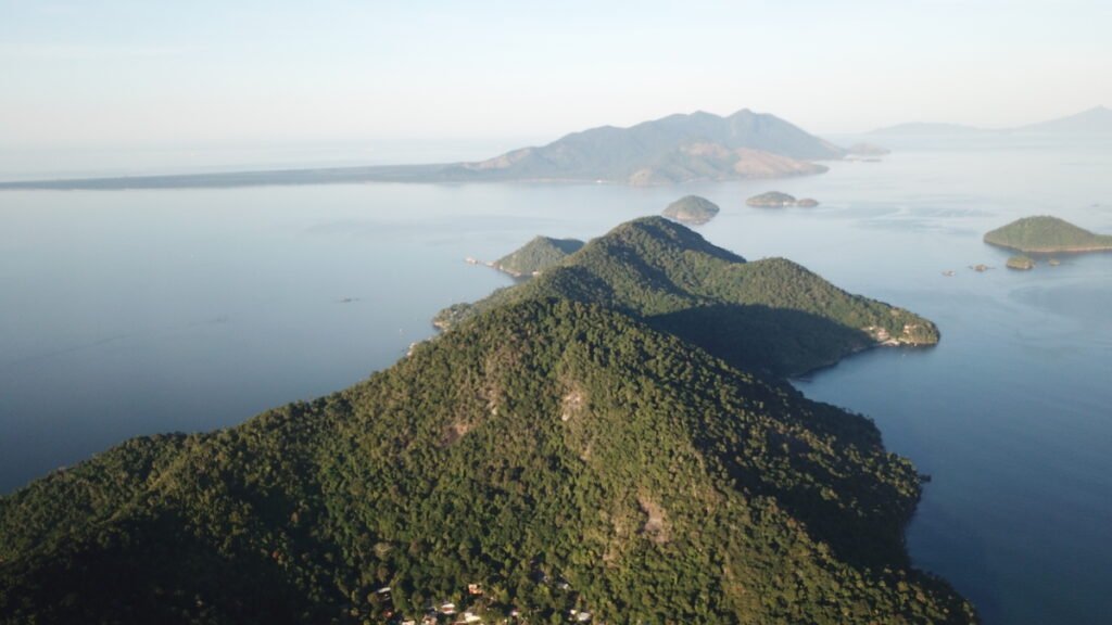 Praia de Calhaus, Ilha de Jaguanum, Mangaratiba — foto 008