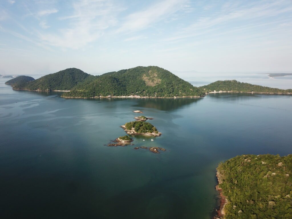 Praia de Calhaus, Ilha de Jaguanum, Mangaratiba — foto 009